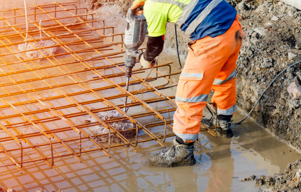 Best Custom Concrete Contractor  in Goshen, CA